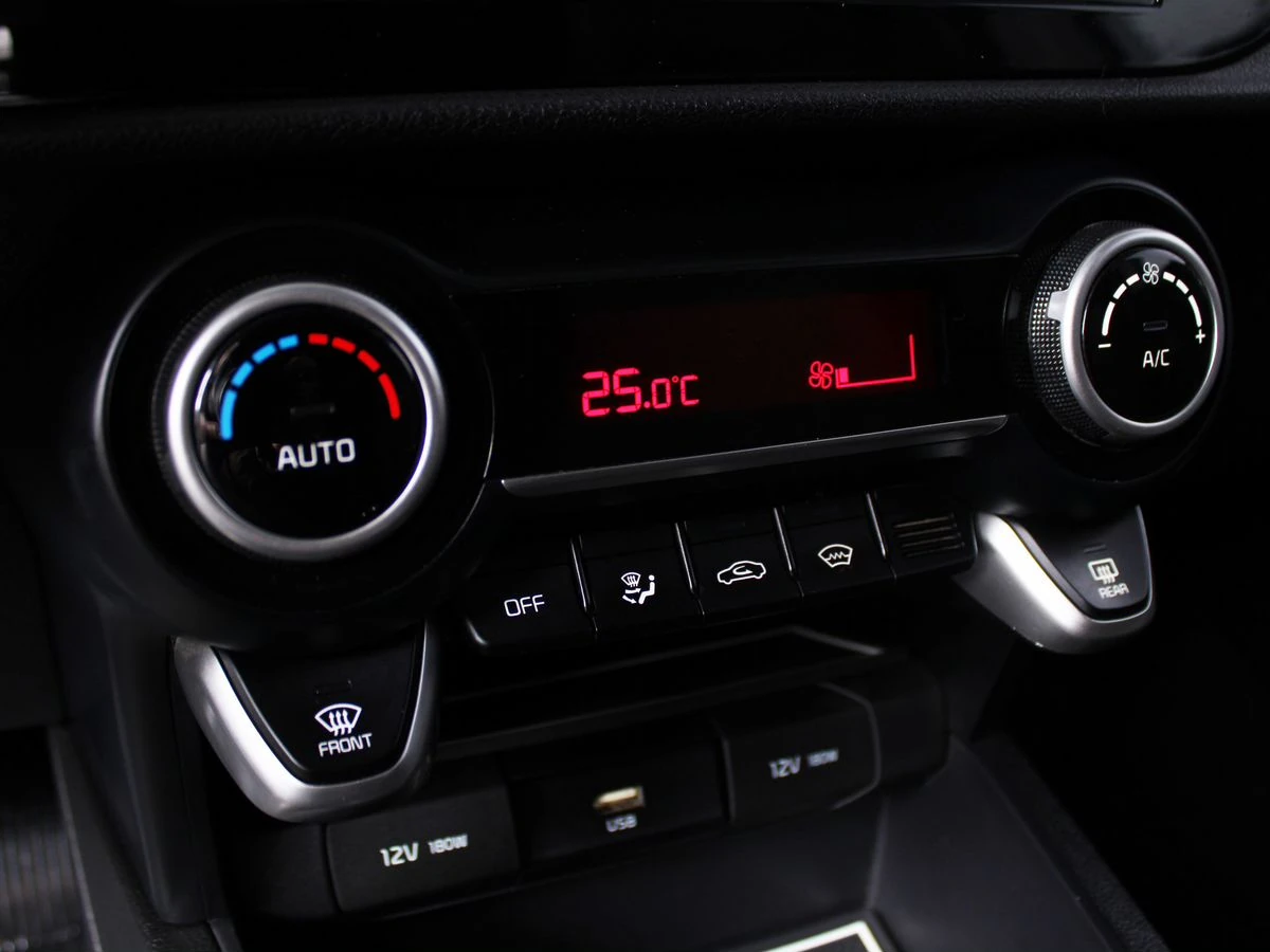 Kia Rio, 2021г, передний привод, автомат