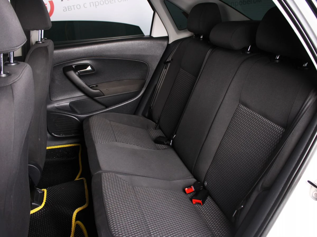 Volkswagen Polo, 2013г, передний привод, автомат