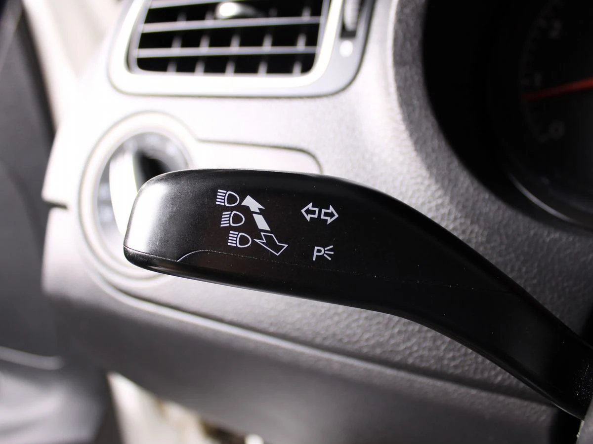 Volkswagen Polo, 2013г, передний привод, автомат