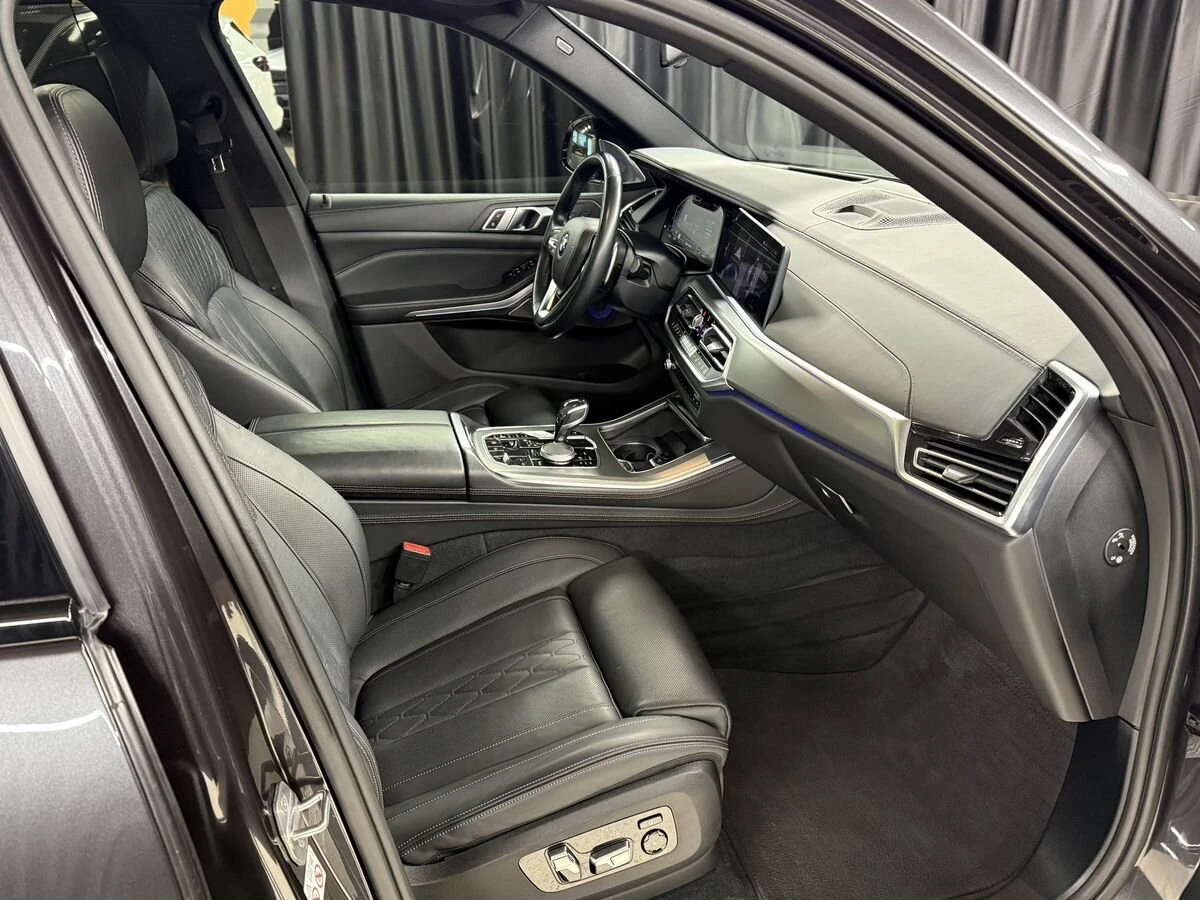 BMW X5, 2019г, полный привод, автомат