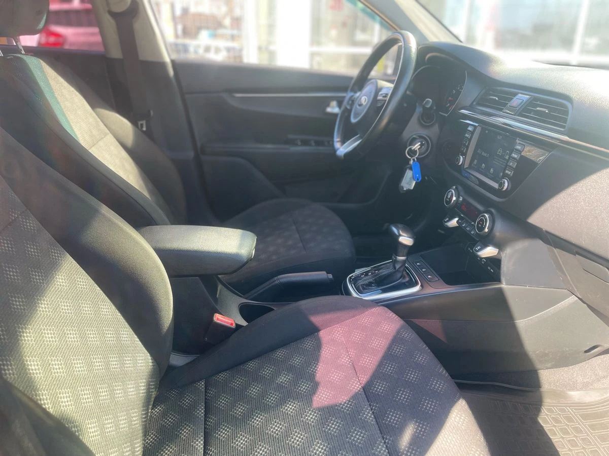 Kia Rio, 2018г, передний привод, автомат