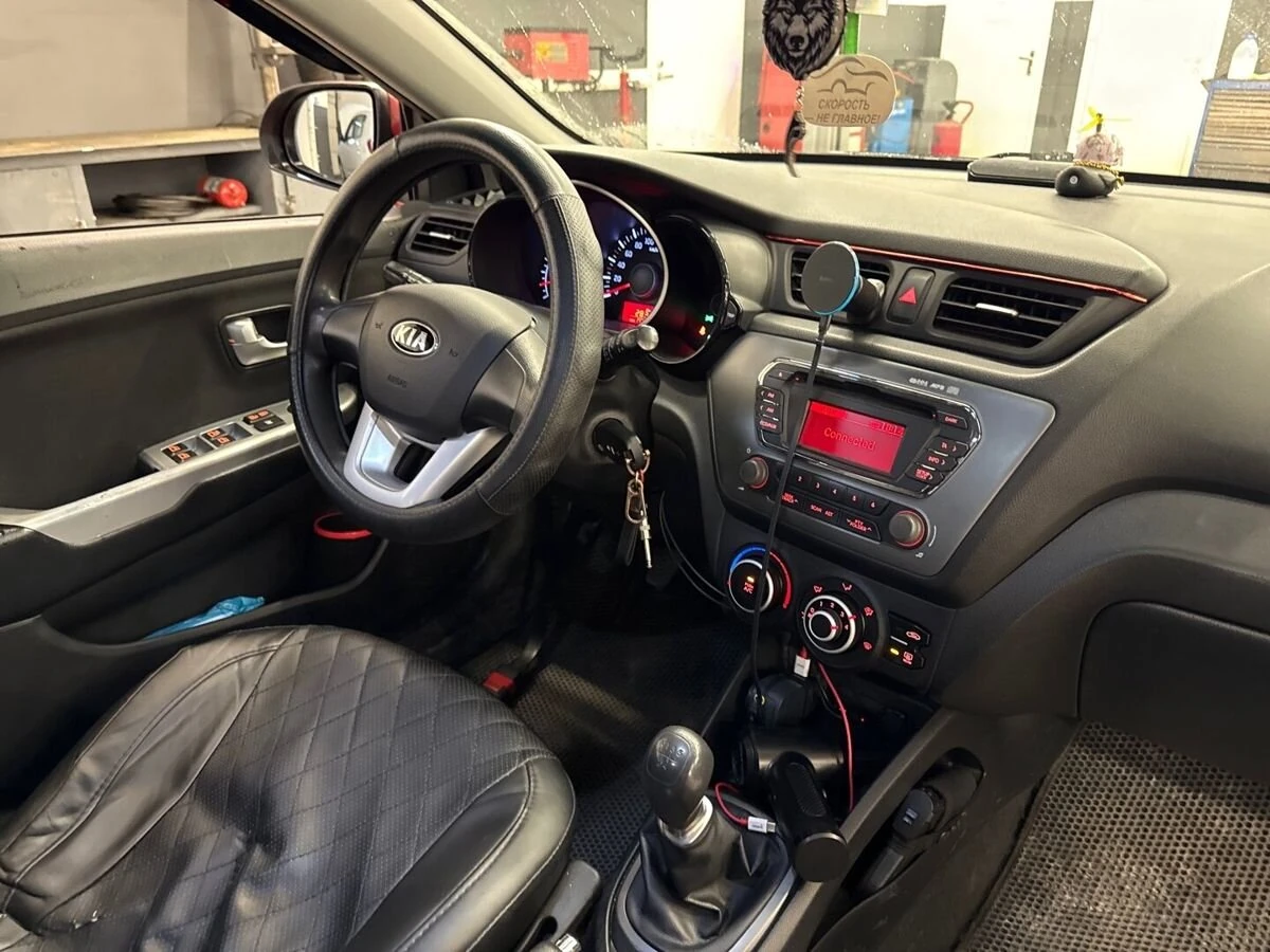 Kia Rio, 2013г, передний привод, механика