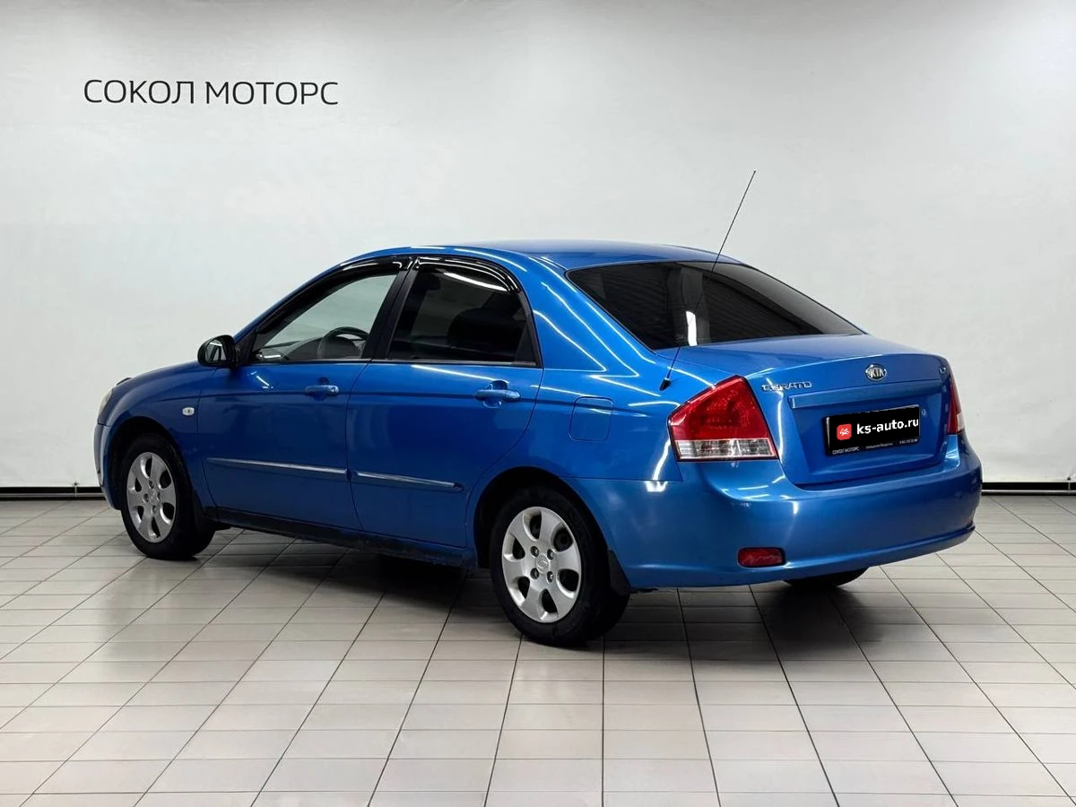 Kia Cerato, 2008г, передний привод, механика