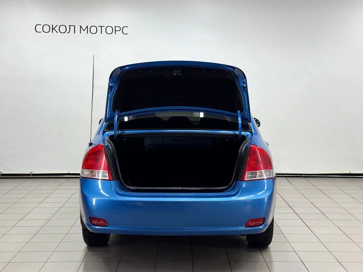 Kia Cerato, 2008г, передний привод, механика