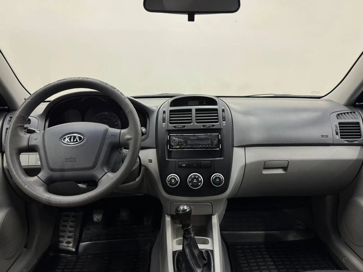 Kia Cerato, 2008г, передний привод, механика
