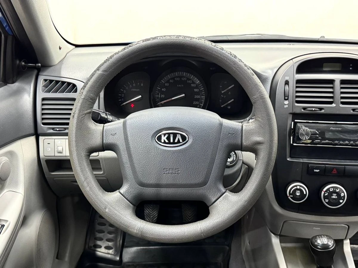 Kia Cerato, 2008г, передний привод, механика