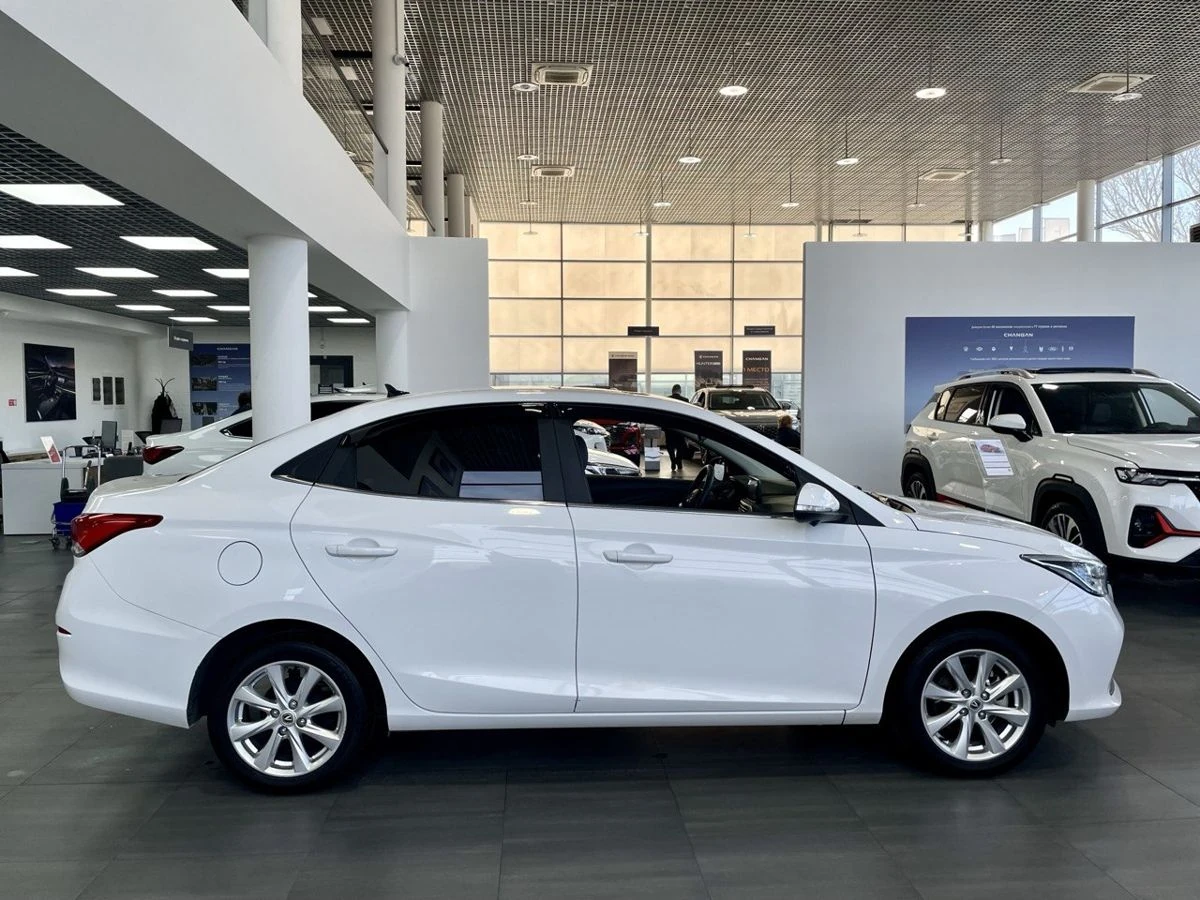 Changan Alsvin, 2023г, передний привод, робот