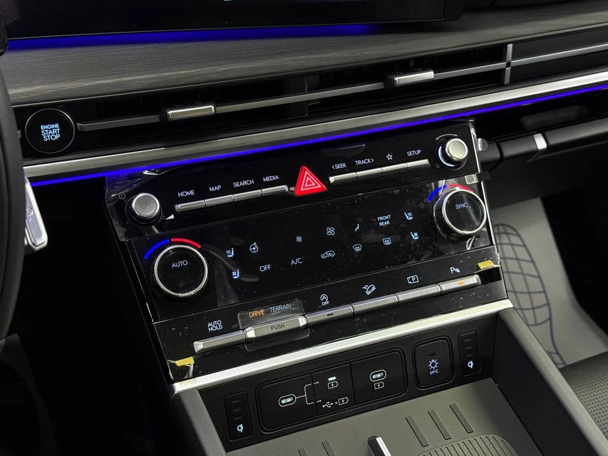 Hyundai Santa Fe, 2024г, полный привод, автомат