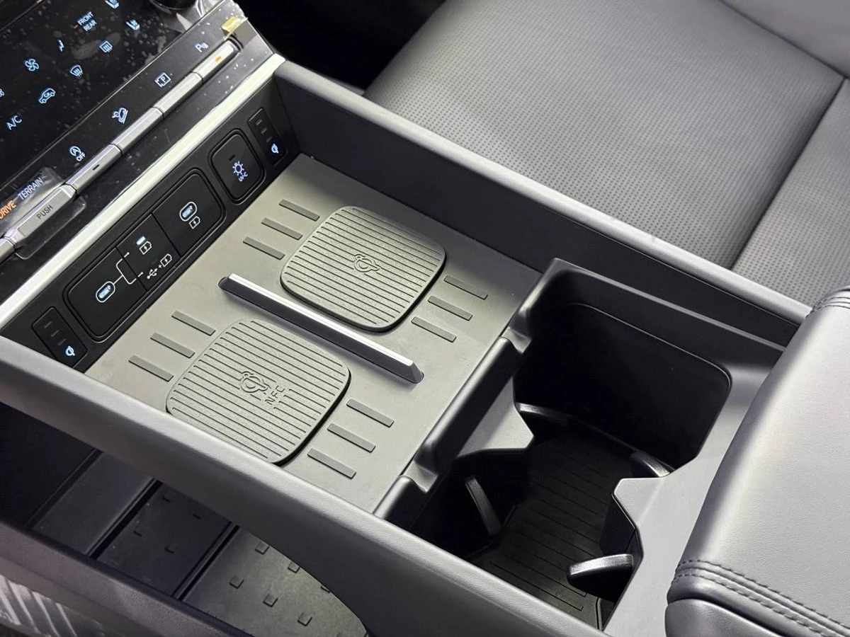 Hyundai Santa Fe, 2024г, полный привод, автомат