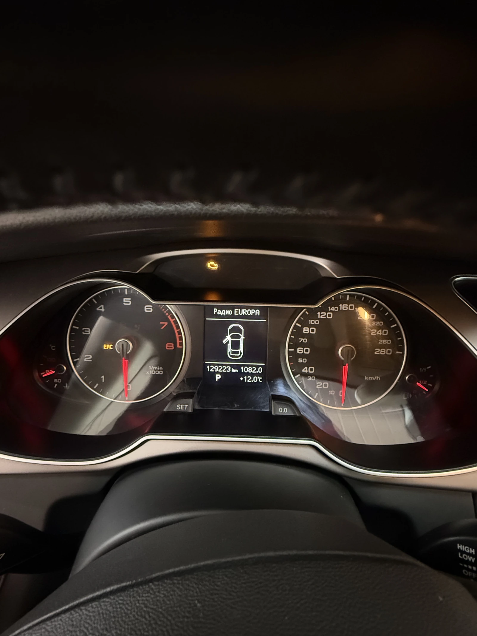 Audi A4, 2013г, передний привод, вариатор