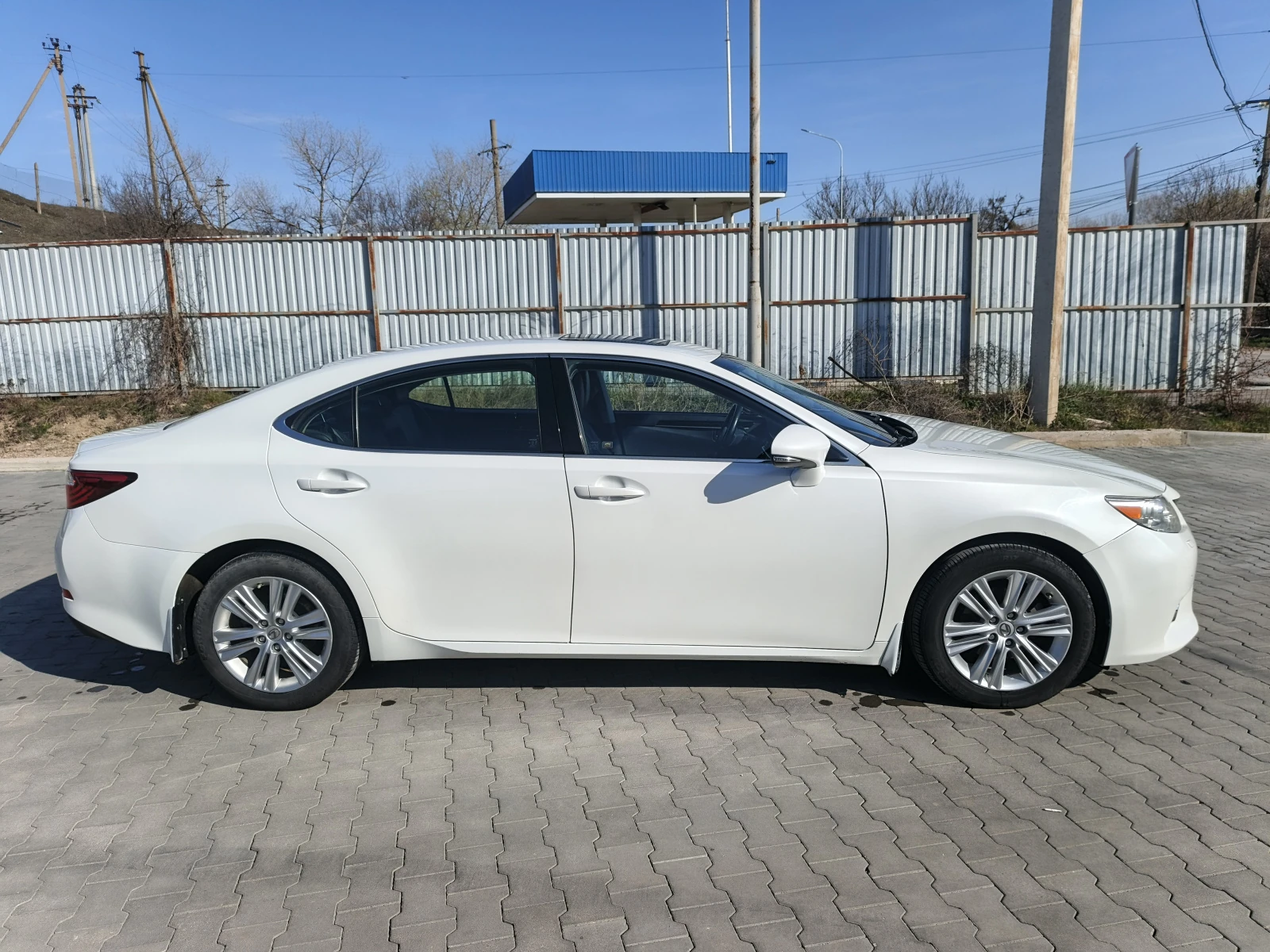 Lexus ES, 2013г, передний привод, автомат