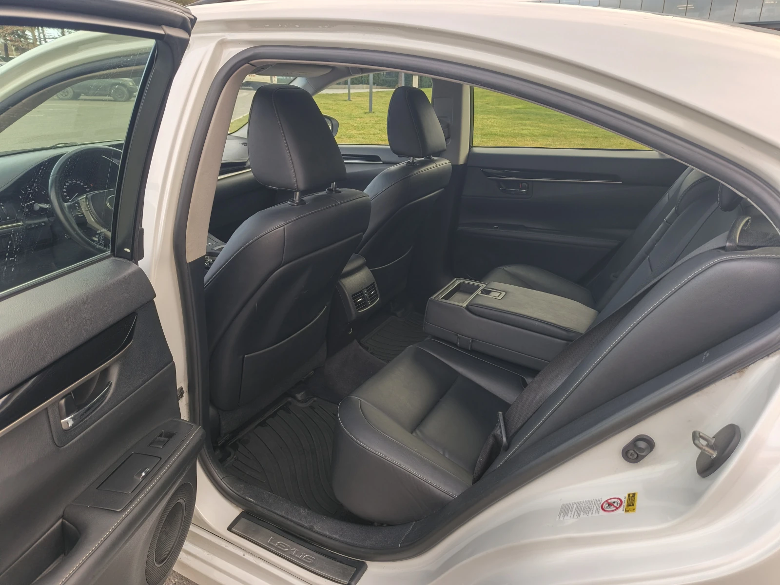 Lexus ES, 2013г, передний привод, автомат