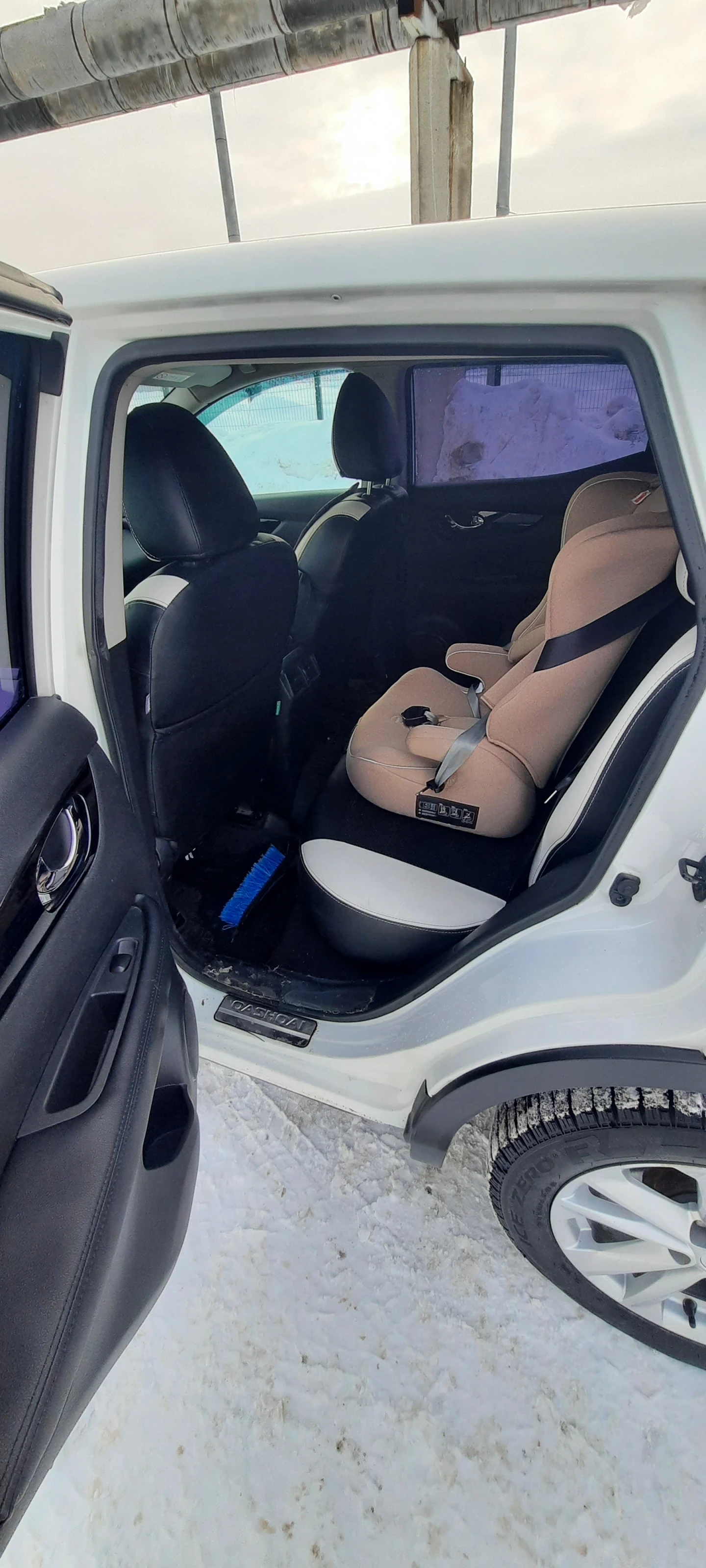 Nissan Qashqai, 2014г, передний привод, вариатор