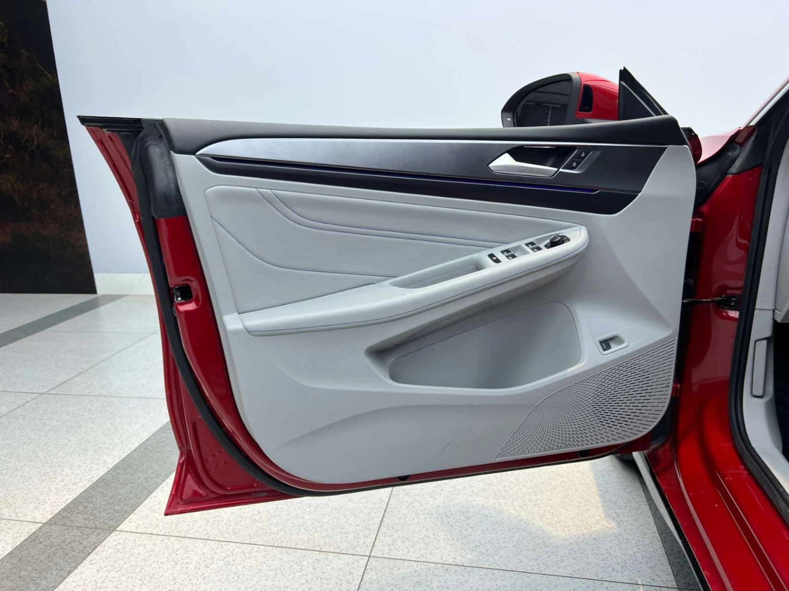 Volkswagen Lamando, 2022г, передний привод, робот