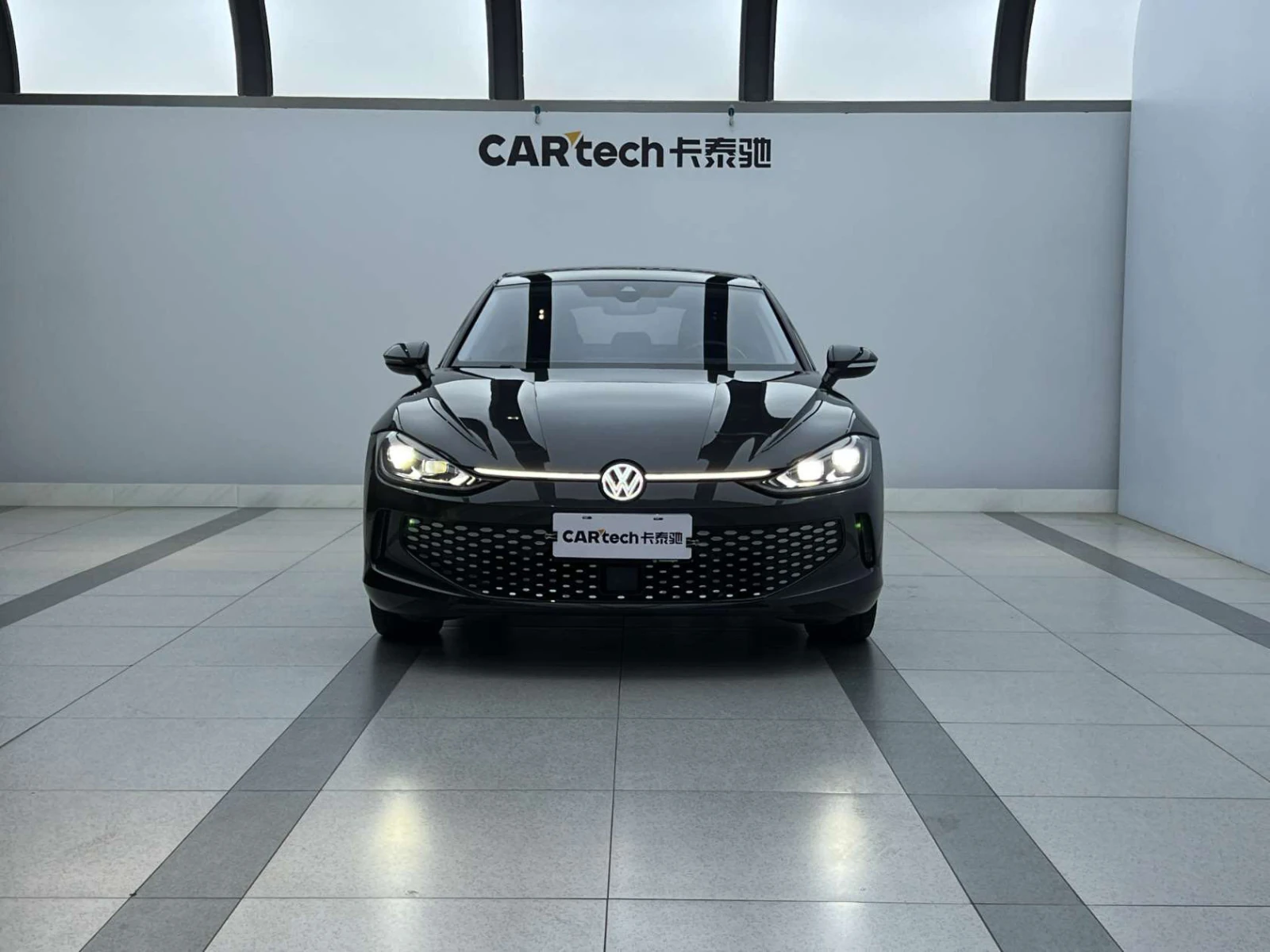 Volkswagen Lamando, 2022г, передний привод, робот