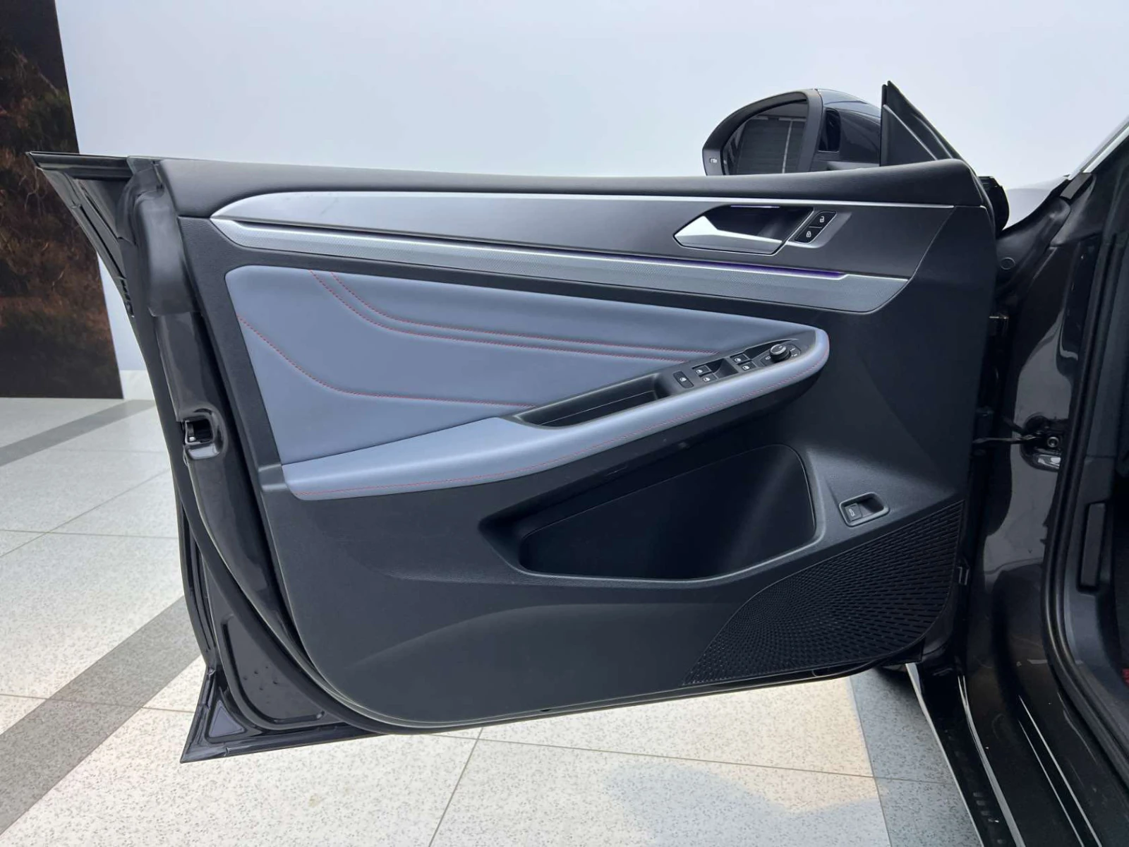 Volkswagen Lamando, 2022г, передний привод, робот