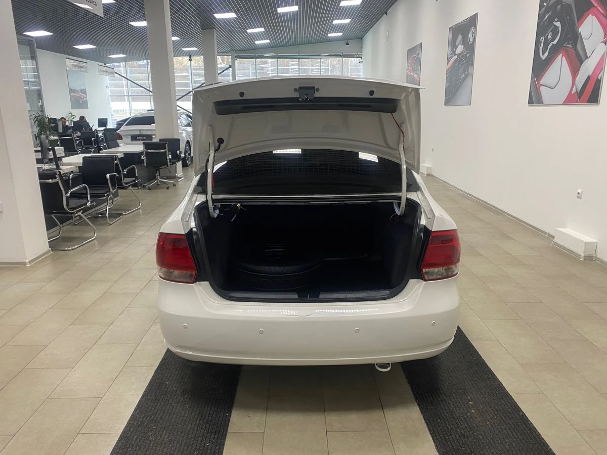 Volkswagen Polo, 2013г, передний привод, механика