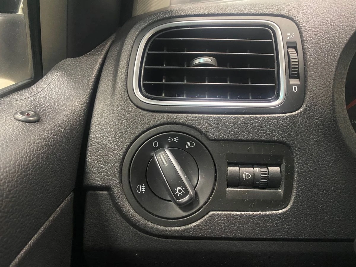 Volkswagen Polo, 2013г, передний привод, механика