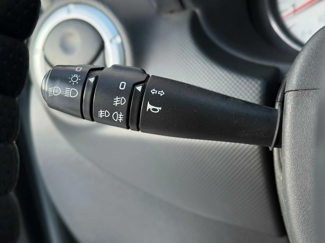 Renault Logan, 2011г, передний привод, автомат