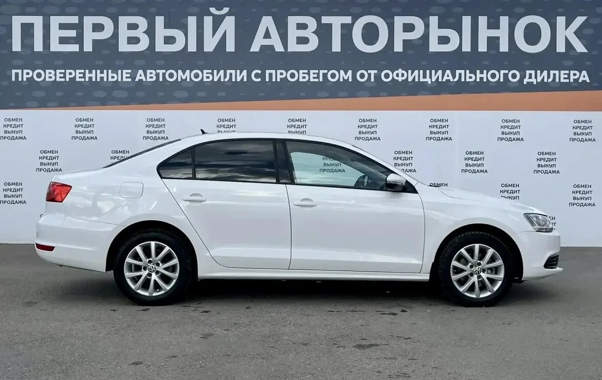 Volkswagen Jetta, 2013г, передний привод, робот