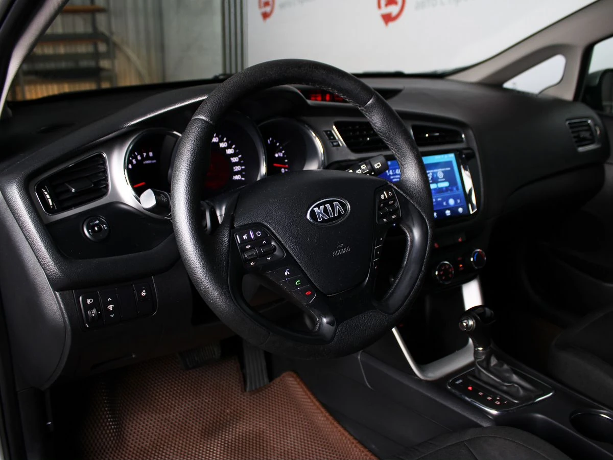 Kia Ceed, 2013г, передний привод, автомат