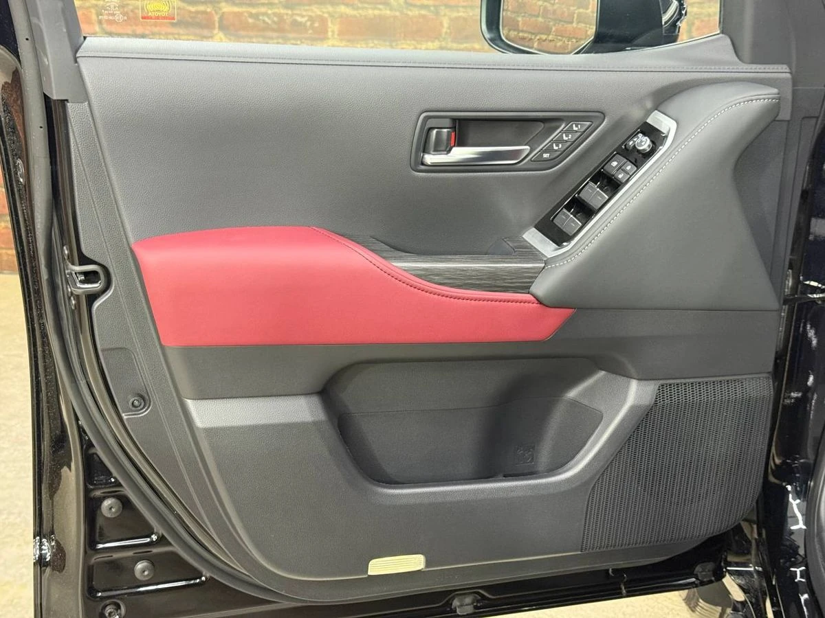 Toyota Land Cruiser, 2025г, полный привод, автомат