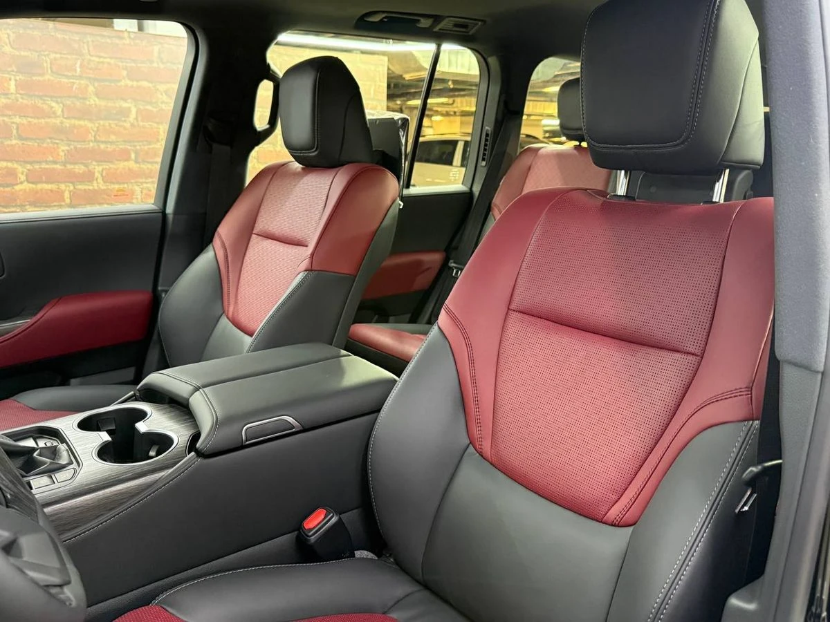 Toyota Land Cruiser, 2025г, полный привод, автомат