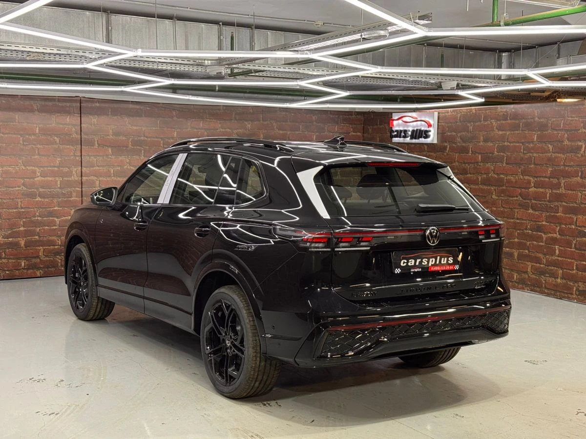 Volkswagen Tiguan, 2026г, полный привод, робот