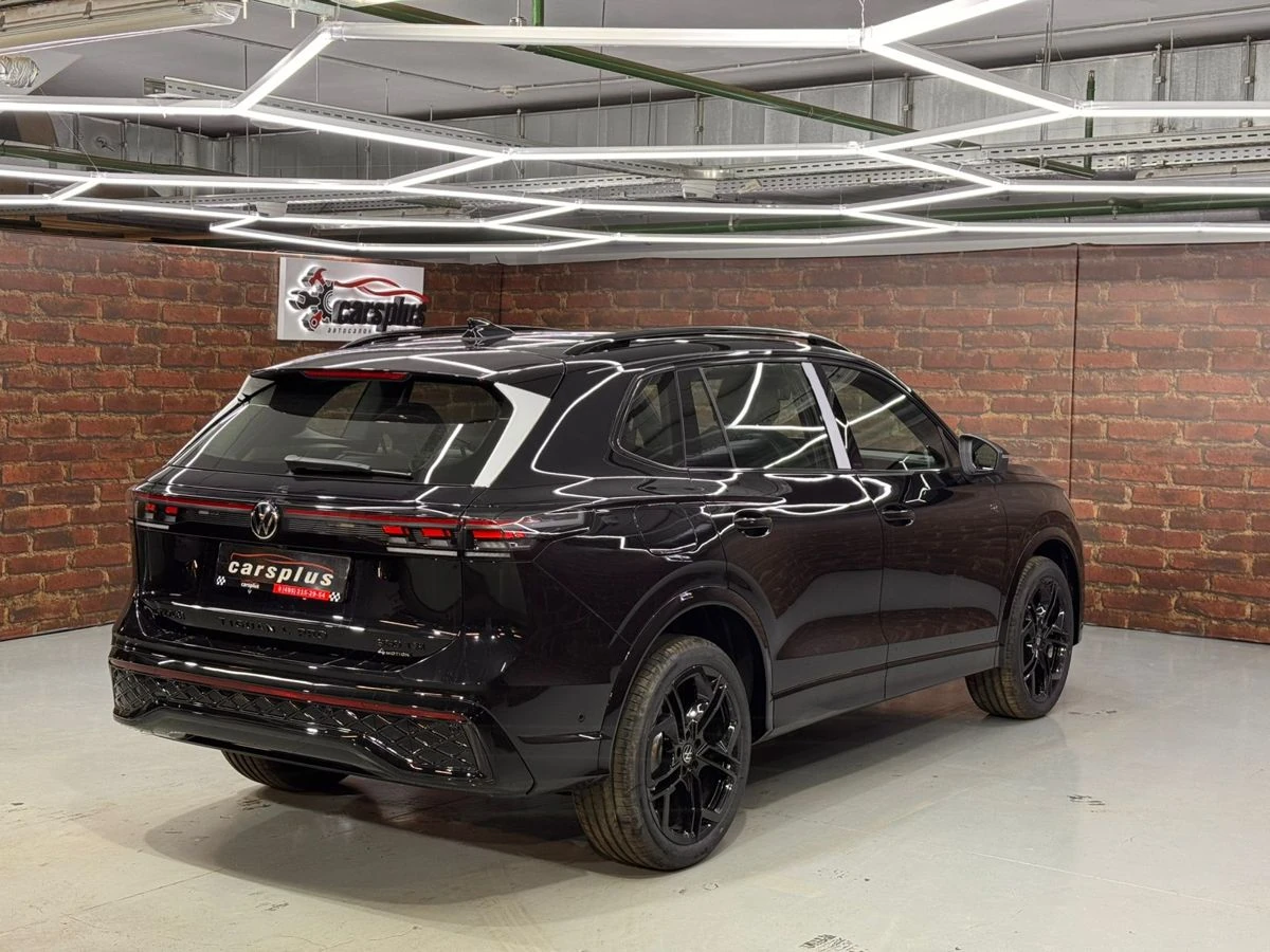 Volkswagen Tiguan, 2026г, полный привод, робот