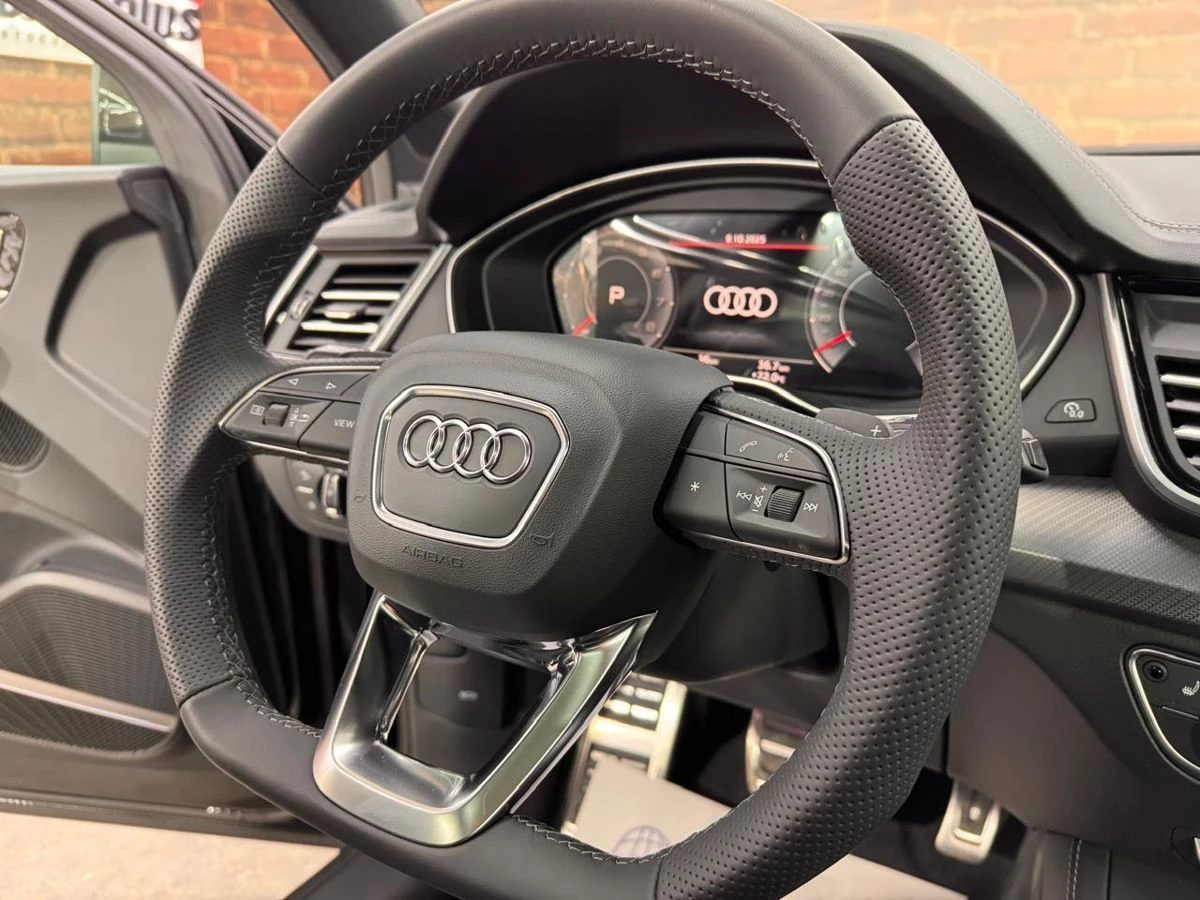 Audi Q5 Sportback, 2025г, полный привод, робот