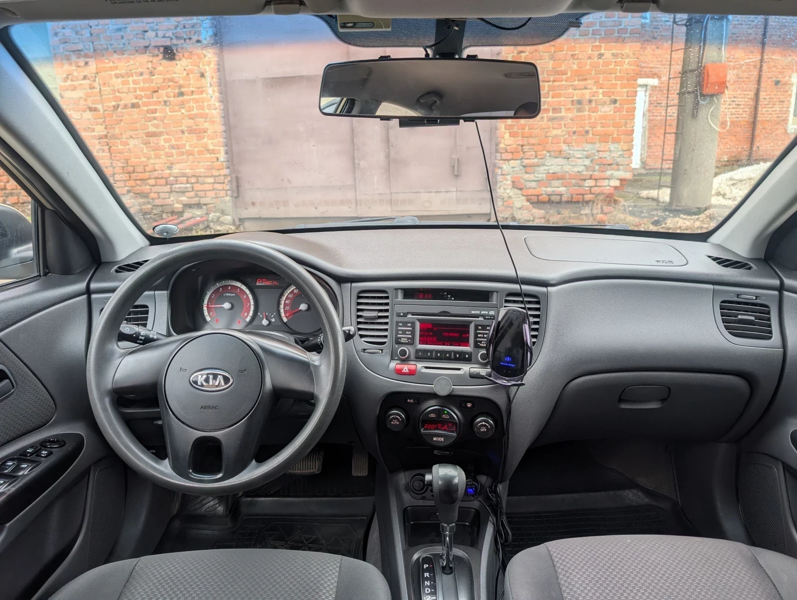 Kia Rio, 2011г, передний привод, автомат