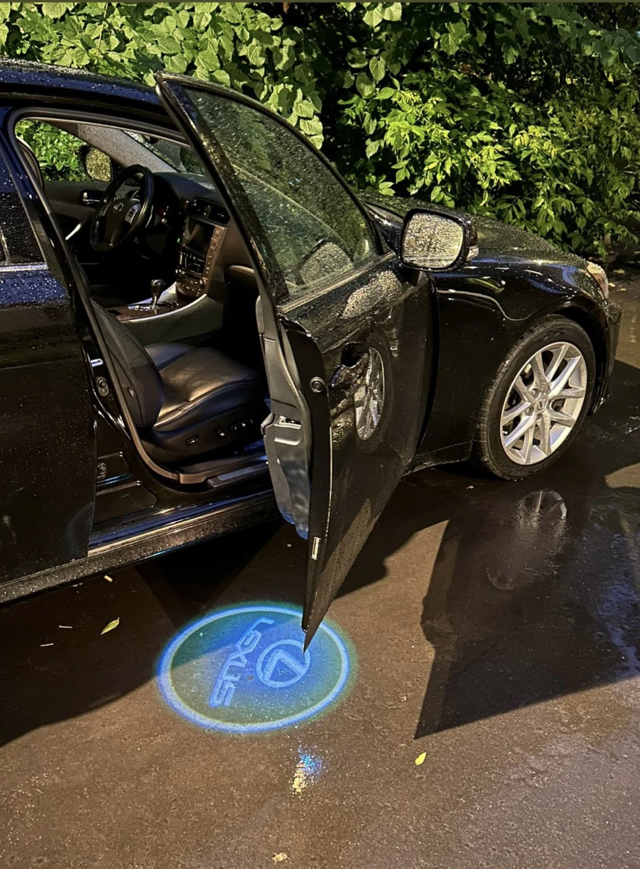 Lexus IS, 2012г, задний привод, автомат