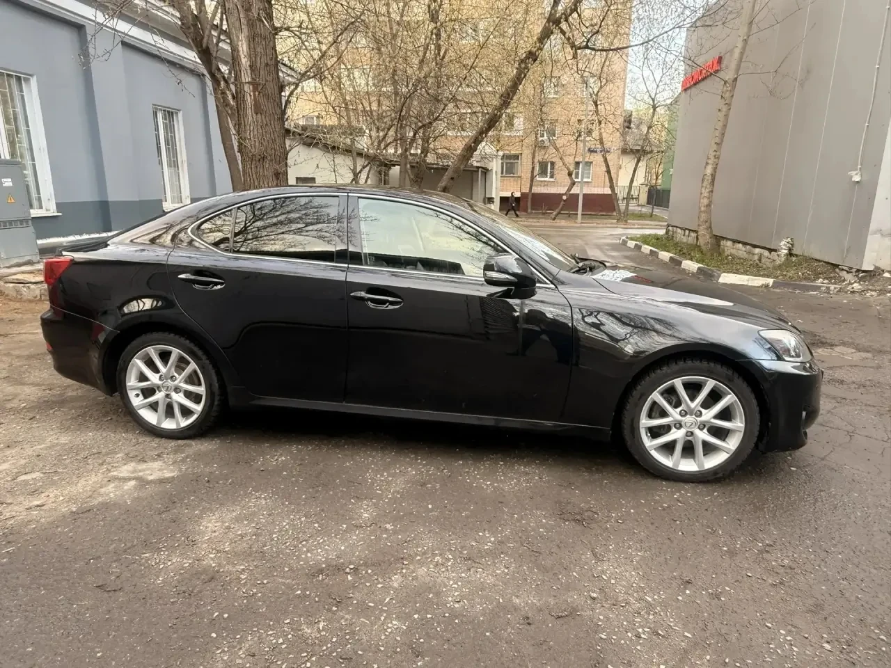 Lexus IS, 2012г, задний привод, автомат
