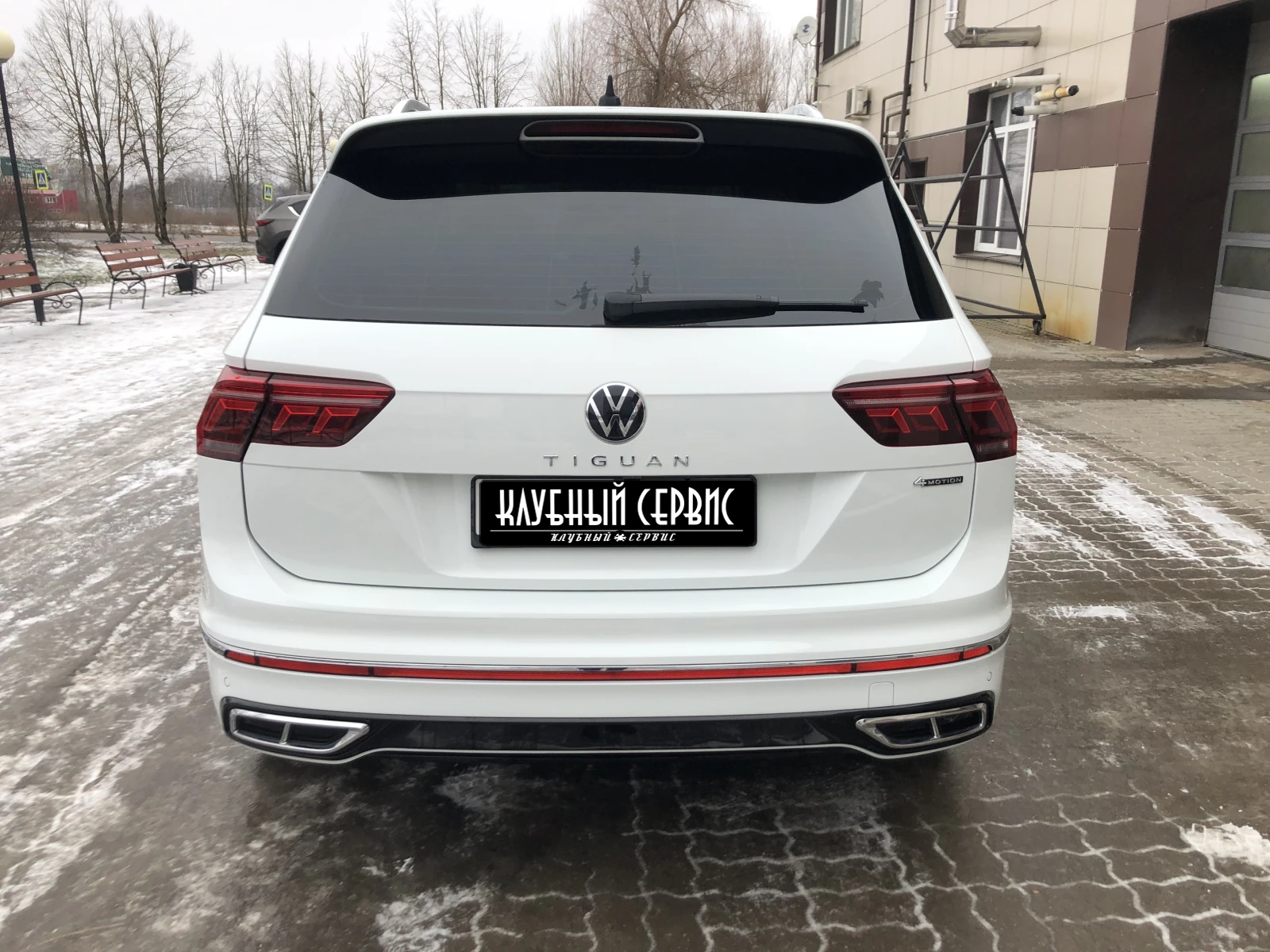 Volkswagen Tiguan, 2021г, полный привод, робот