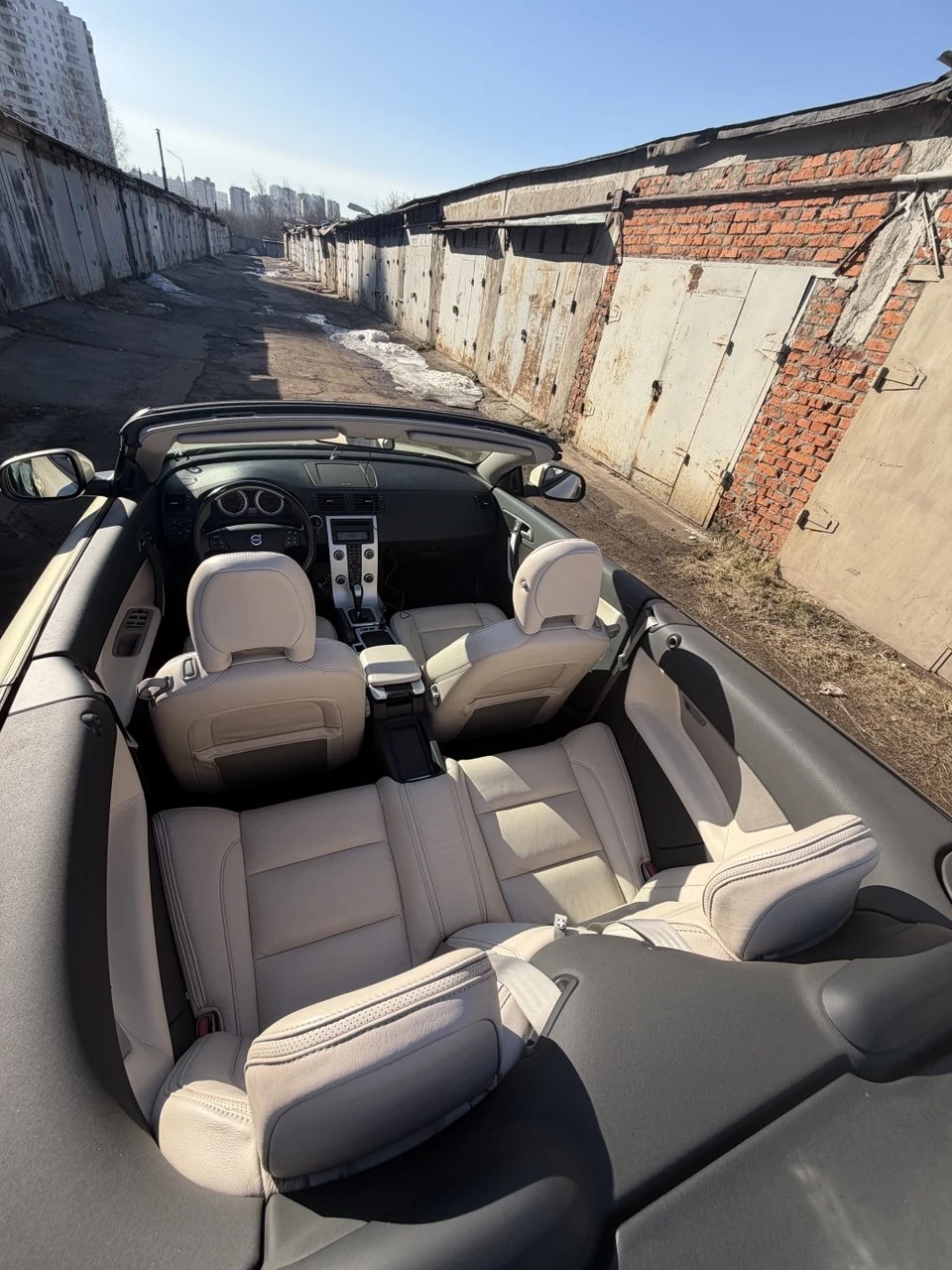 Volvo C70, 2010г, передний привод, автомат