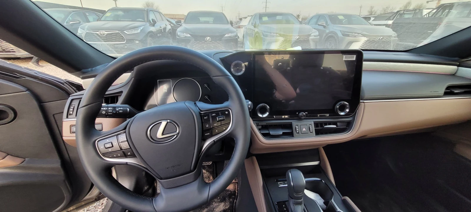 Lexus ES, 2025г, передний привод, вариатор