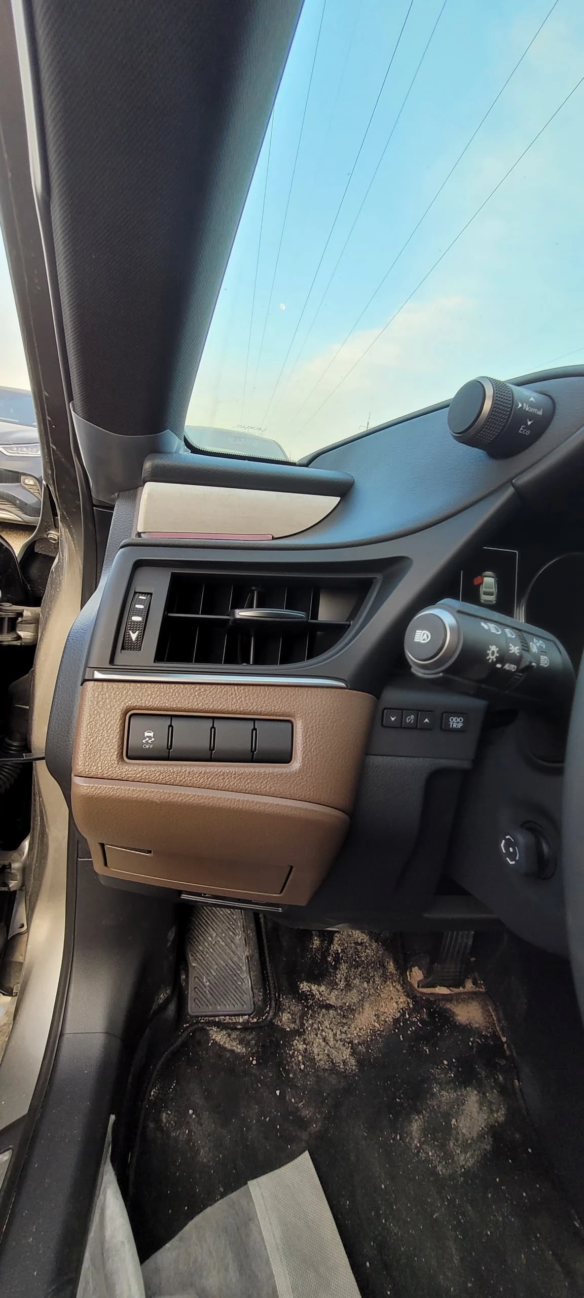 Lexus ES, 2025г, передний привод, вариатор