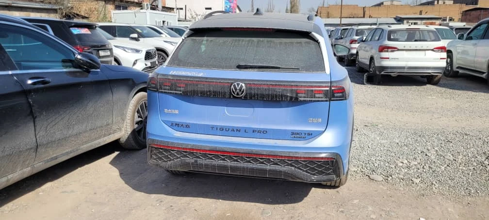 Volkswagen Tiguan, 2026г, полный привод, робот