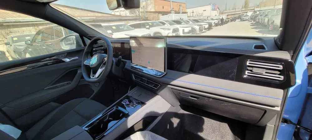 Volkswagen Tiguan, 2026г, полный привод, робот