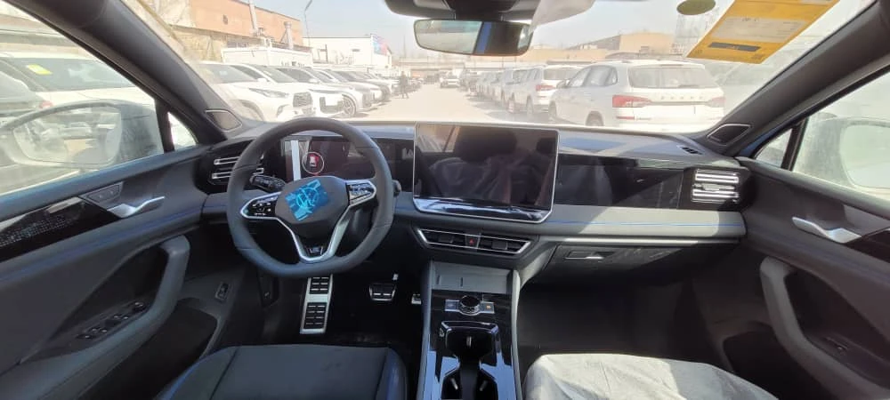 Volkswagen Tiguan, 2026г, полный привод, робот