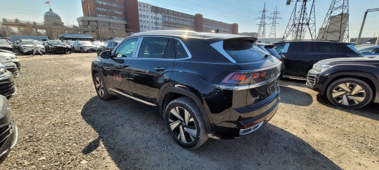 Volkswagen Teramont, 2026г, полный привод, робот