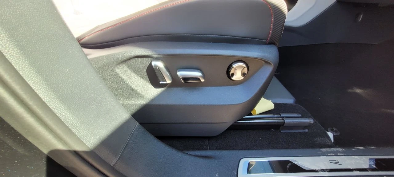 Volkswagen Teramont, 2026г, полный привод, робот