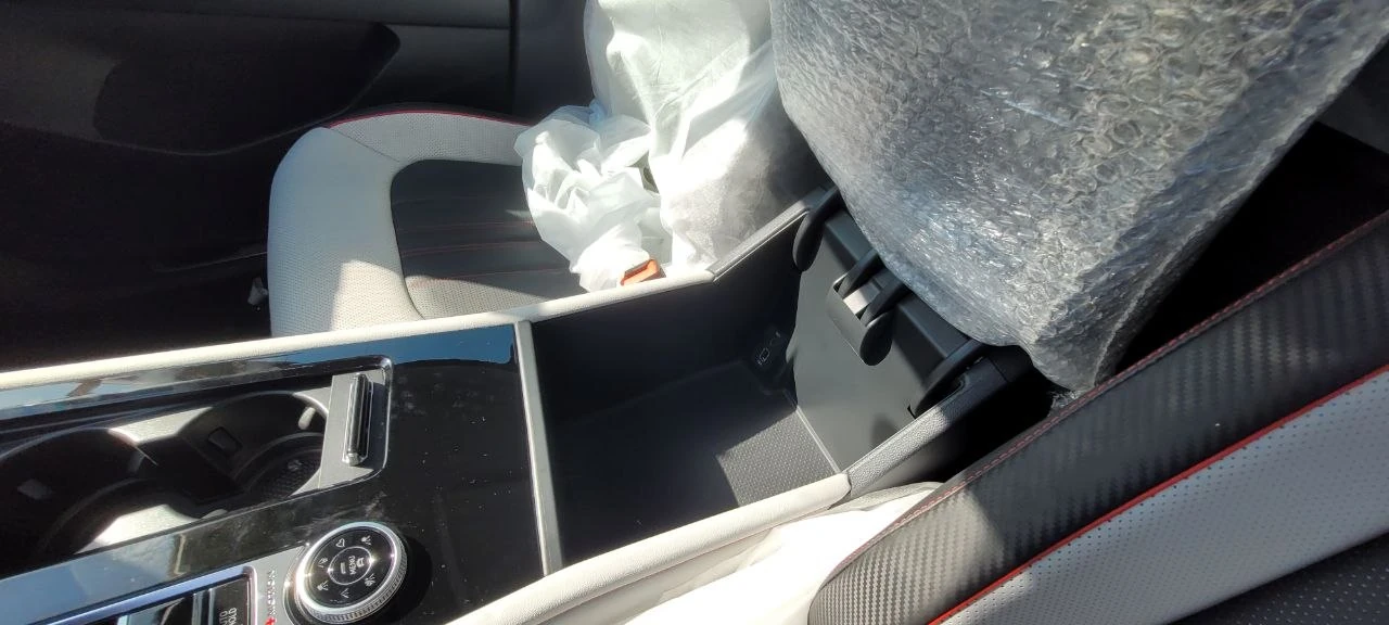 Volkswagen Teramont, 2026г, полный привод, робот