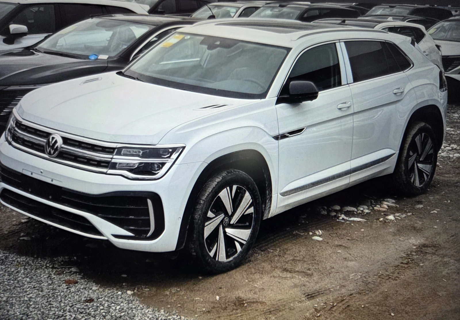 Volkswagen Teramont, 2026г, полный привод, робот
