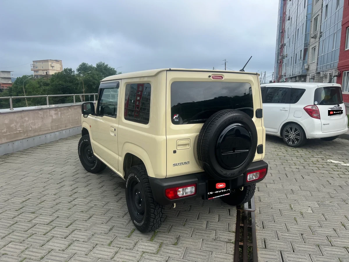 Suzuki Jimny, 2023г, полный привод, механика