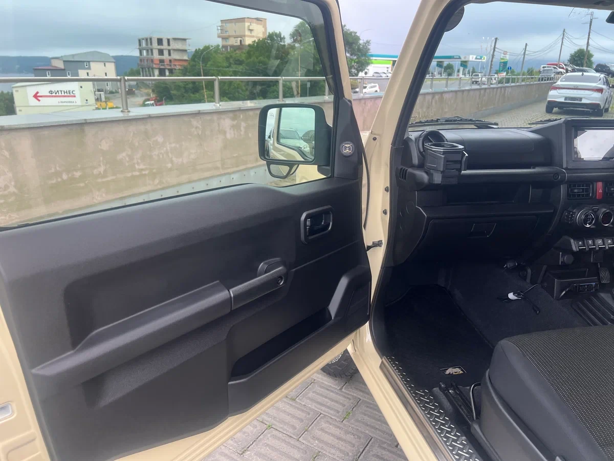 Suzuki Jimny, 2023г, полный привод, механика