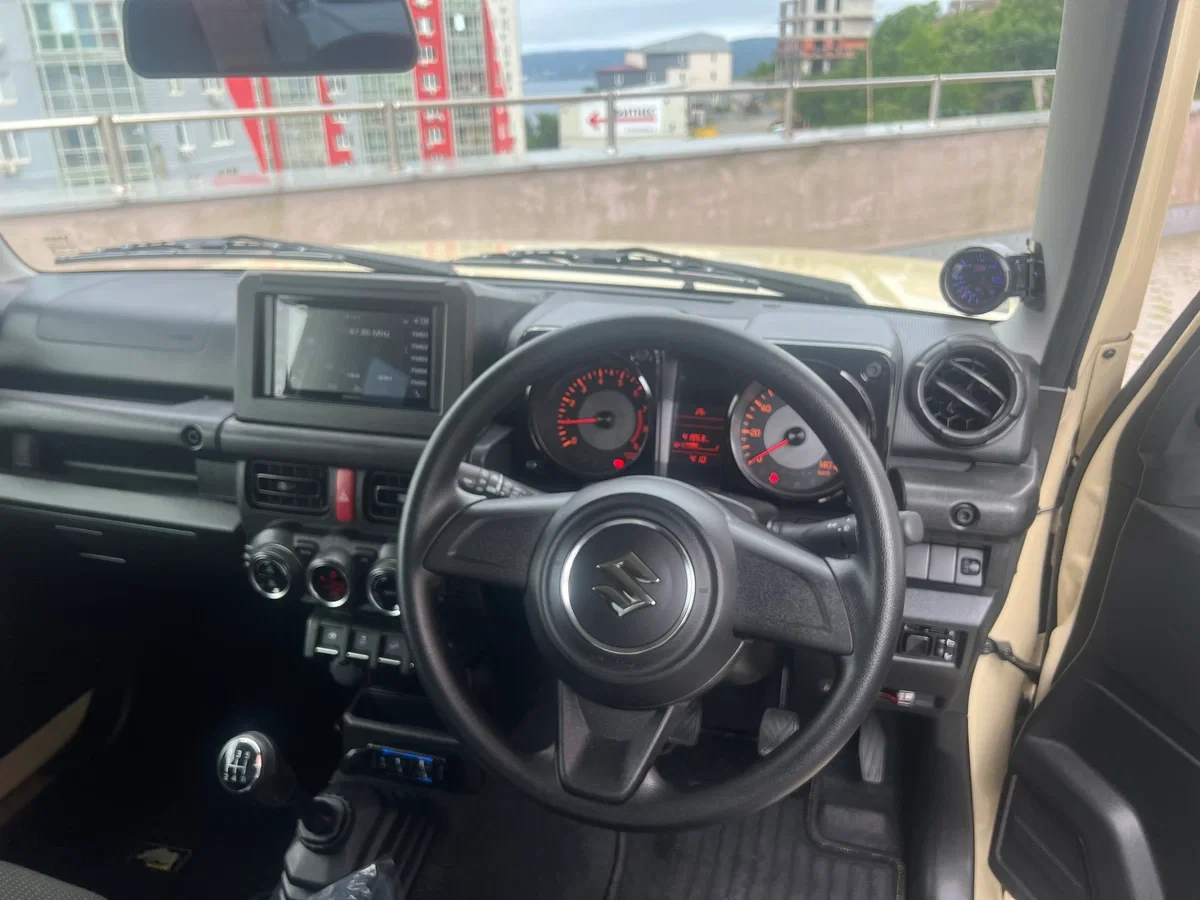 Suzuki Jimny, 2023г, полный привод, механика