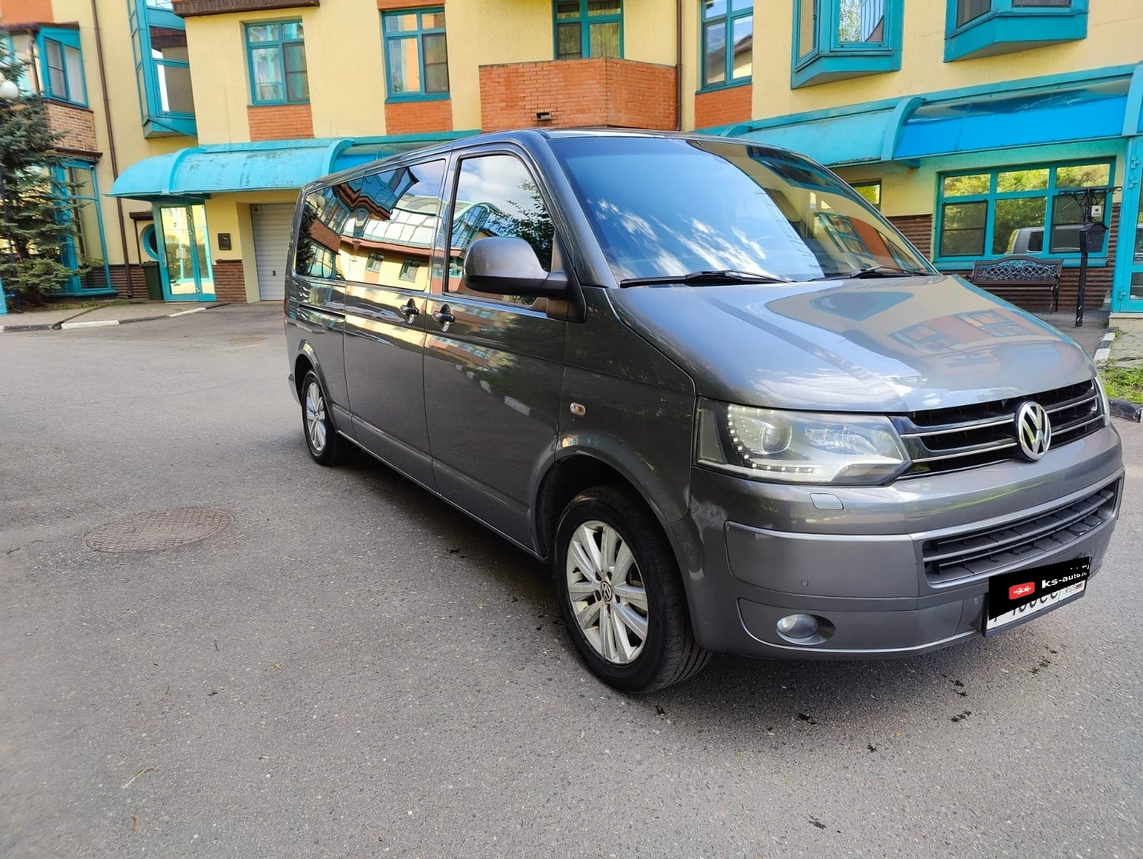 Volkswagen Caravelle, 2011г, передний привод, робот