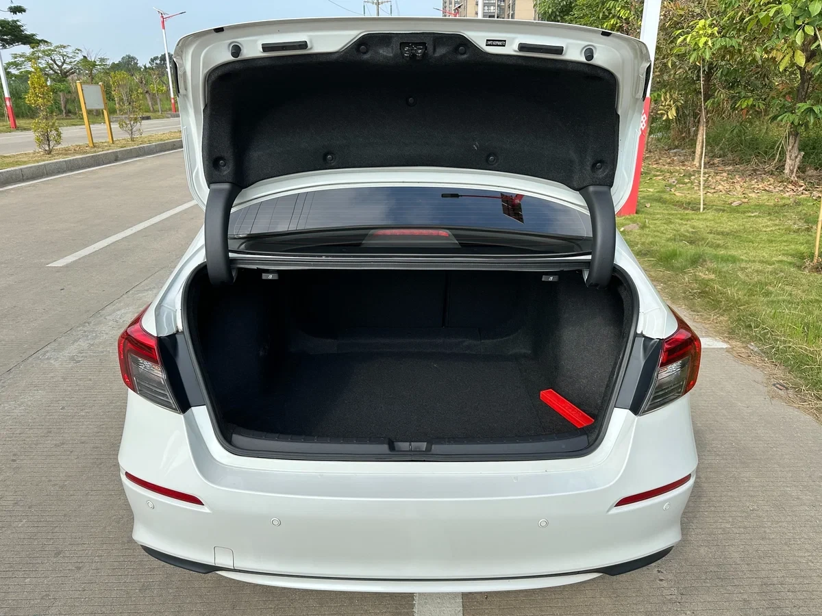 Honda Civic, 2022г, передний привод, вариатор