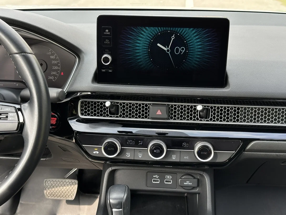 Honda Civic, 2022г, передний привод, вариатор